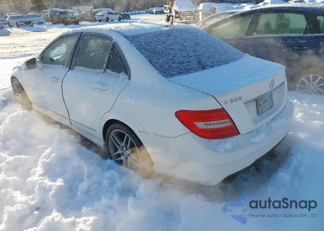 2014 Mercedes-Benz C 300 Sport 4Matic from USA, damaged, VIN WDDGF8AB4ER312567